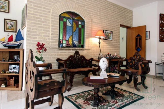 Imagem Casa na Vila Petrópolis com 03 dormitórios suítes à venda
