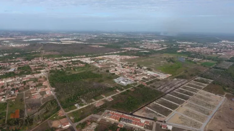 Imagem Terreno a Venda no bairro Ancuri - Fortaleza, CE