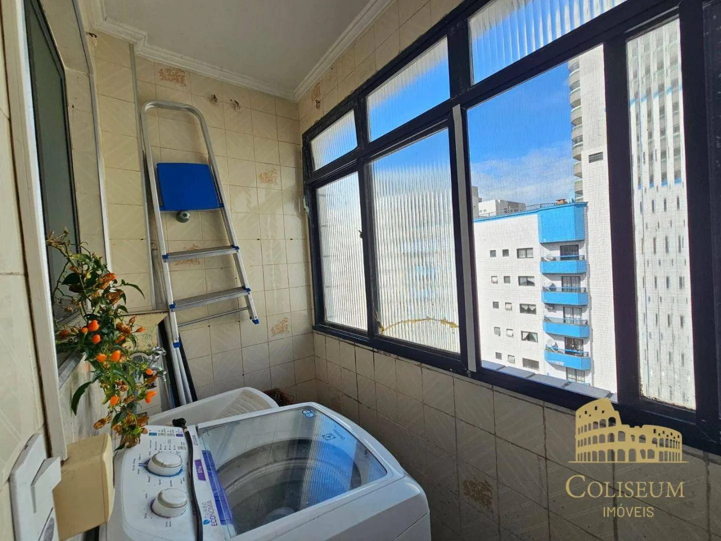 Imagem Apartamento com 1 dormitório à venda, 49 m² por R$ 350.000,00 - Tupi - Praia Grande/SP