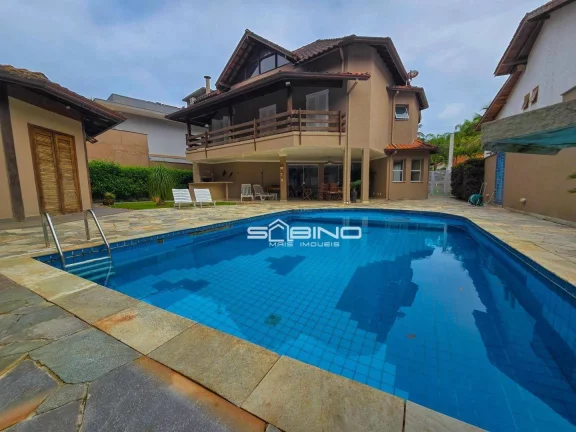 Imagem Belíssima casa à venda, com 5 Dormitórios 3 Suítes 310m2 de área útil - Riviera de São Lourenço - Bertioga S/P