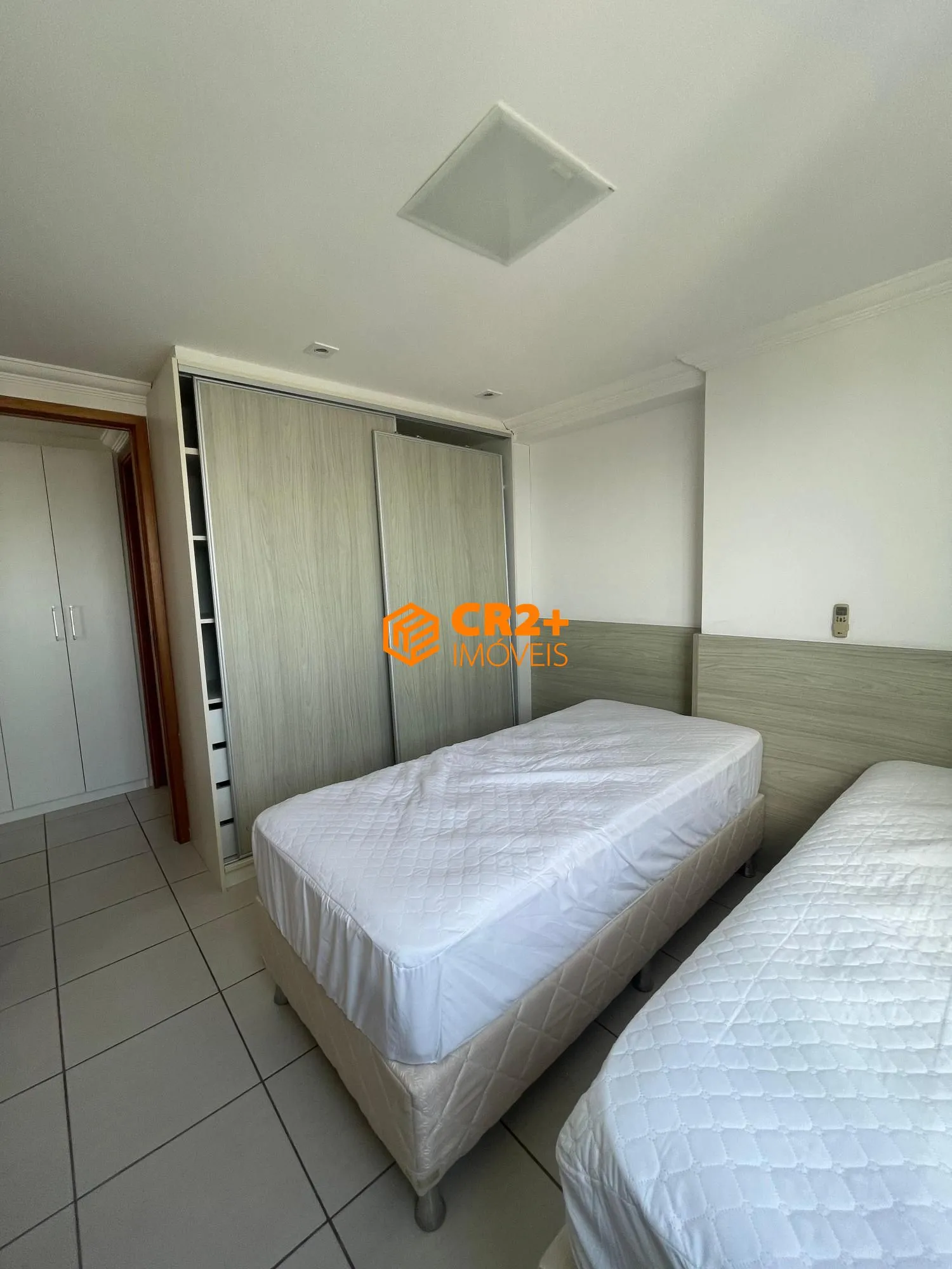 Imagem Vendo apartamento - 3 quartos com 3 suítes, Av Boa Viagem - Moura Dubeux.