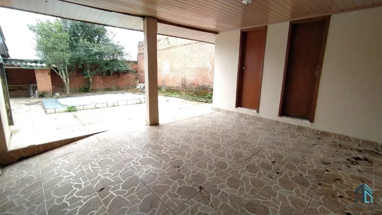 Imagem Casa a venda 03 quartos , 04 vagas no Bairro Alto em Curitiba PR