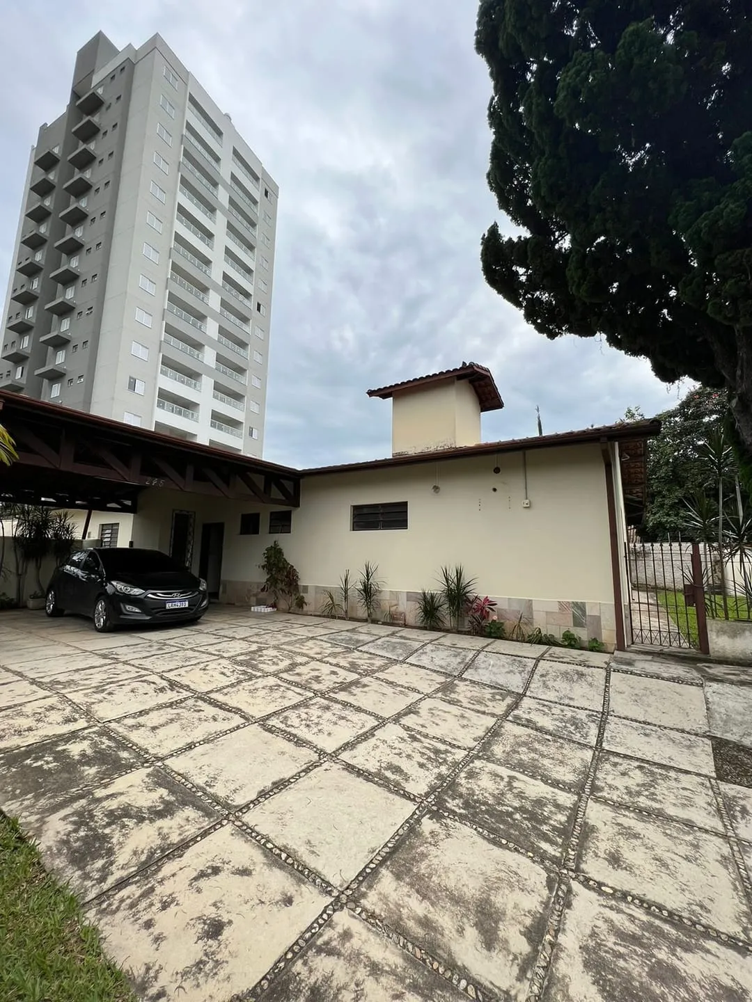 Imagem Casa à venda 5 Quartos, 2 Suites, 7 Vagas, 821M², Jardim das Nações, Taubaté - SP