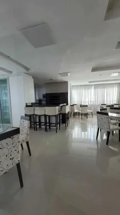 Imagem Apartamento com 3 dormitórios sendo 1 suíte e 2 vagas de garagem em Balneário Camboriú/SC