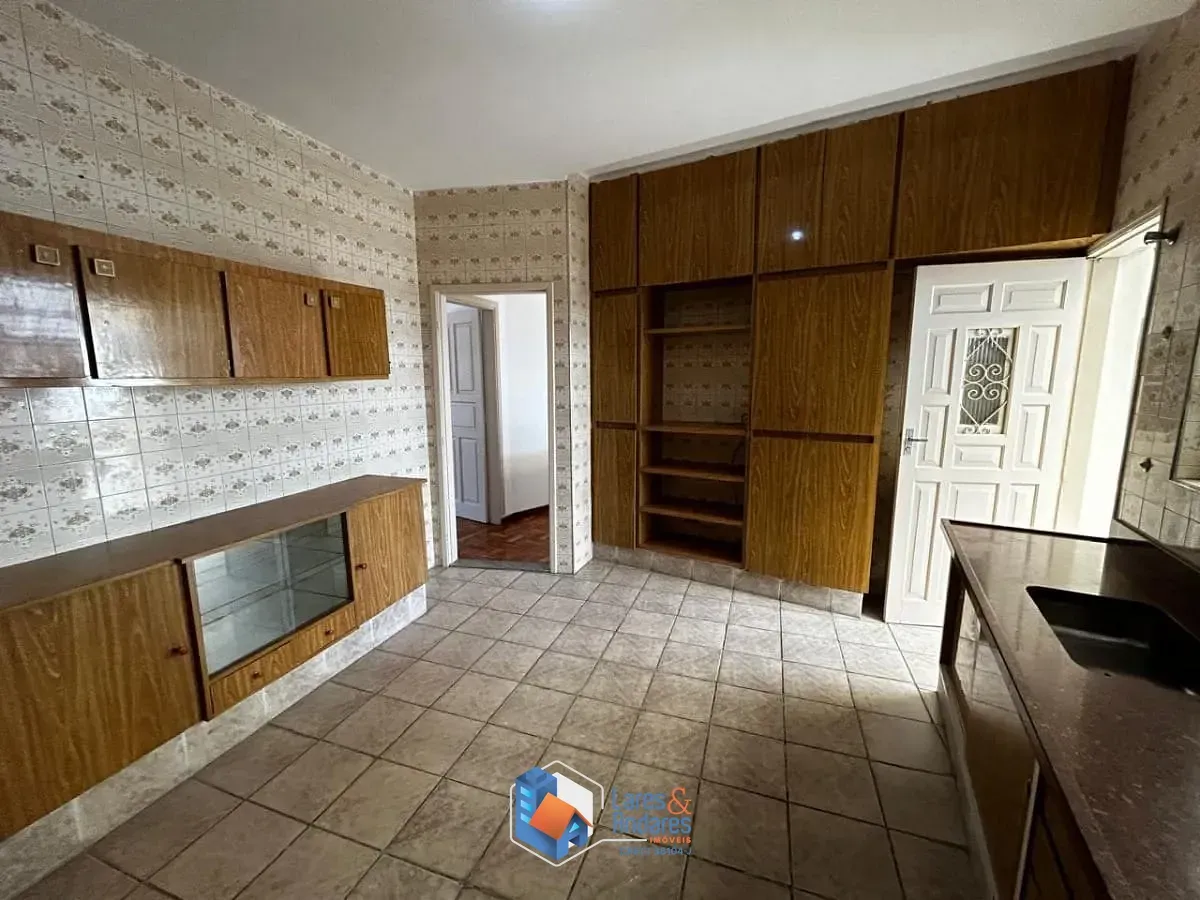 Imagem Sobrado para venda em Jardim Japão com 3 quartos, 302m²