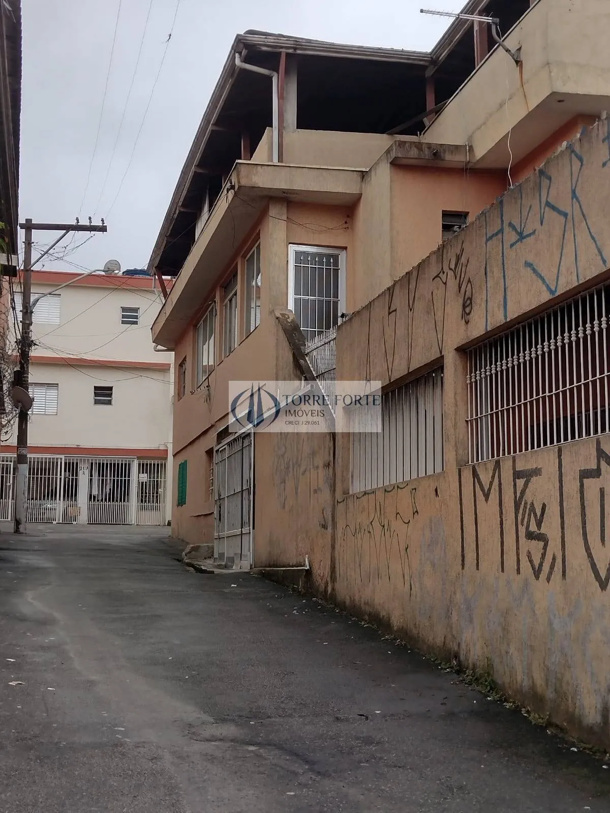 Imagem 4 casas e um salão comercial no Jardim Colorado
