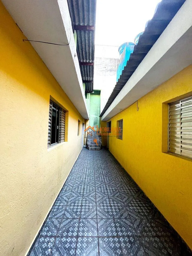 Imagem Sobrado com 4 dormitórios à venda, 250 m² por R$ 540.000,00 - Parque Santos Dumont - Guarulhos/SP