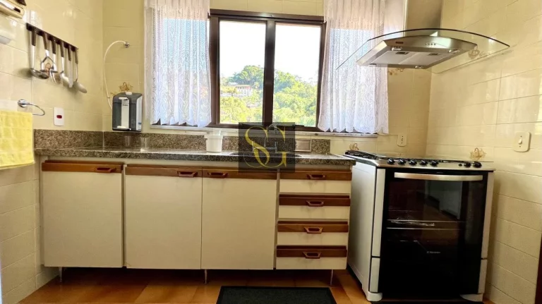 Imagem Apartamento para Venda em Teresópolis, Agriões, 4 dormitórios, 1 suíte, 4 banheiros, 2 vagas