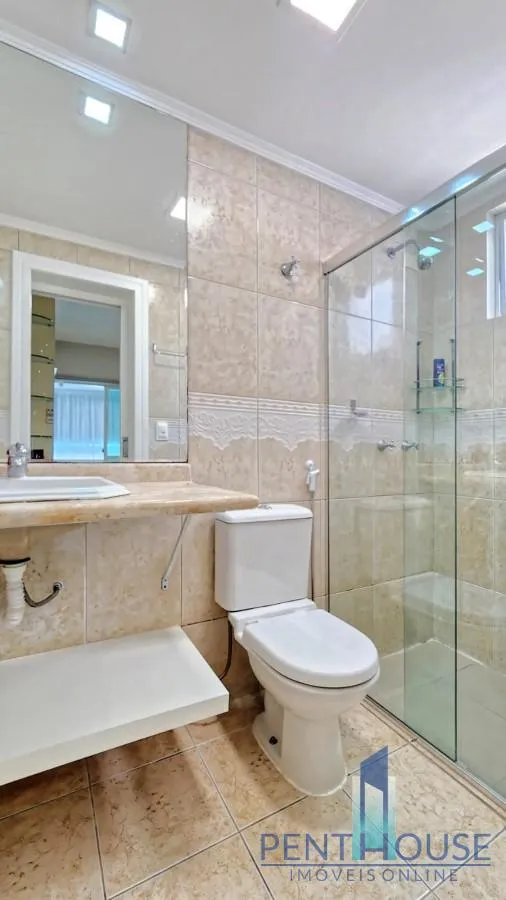 Imagem Apartamento Quadra Mar para Venda em Balneário Camboriú, CENTRO, 2 dormitórios, 1 suíte, 2 banheiros, 2 vagas