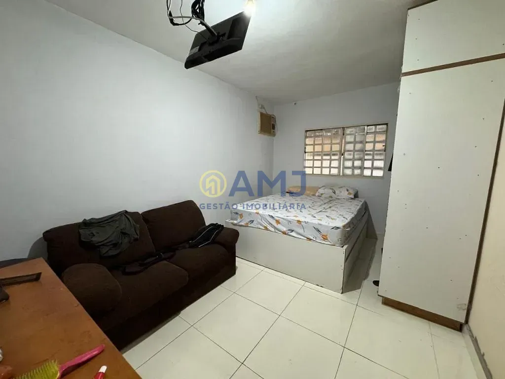 Imagem CASA À VENDA NO SETOR HELVÉRICA - APARECIDA DE GOIÂNIA