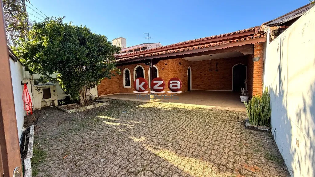 Imagem Imperdível casa à venda em Valinhos-SP, Jardim Paulista: 3 quartos, 1 suíte, 1 sala, 2 banheiros, 2 vagas, 200m².