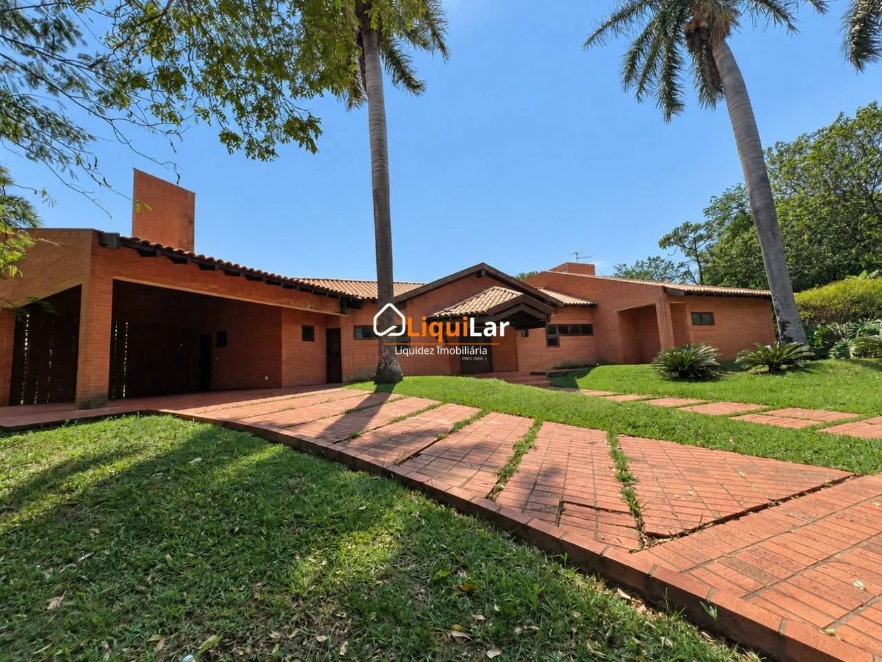 Imagem Casa térrea com 4 suítes no Condomínio Jardim das Paineiras