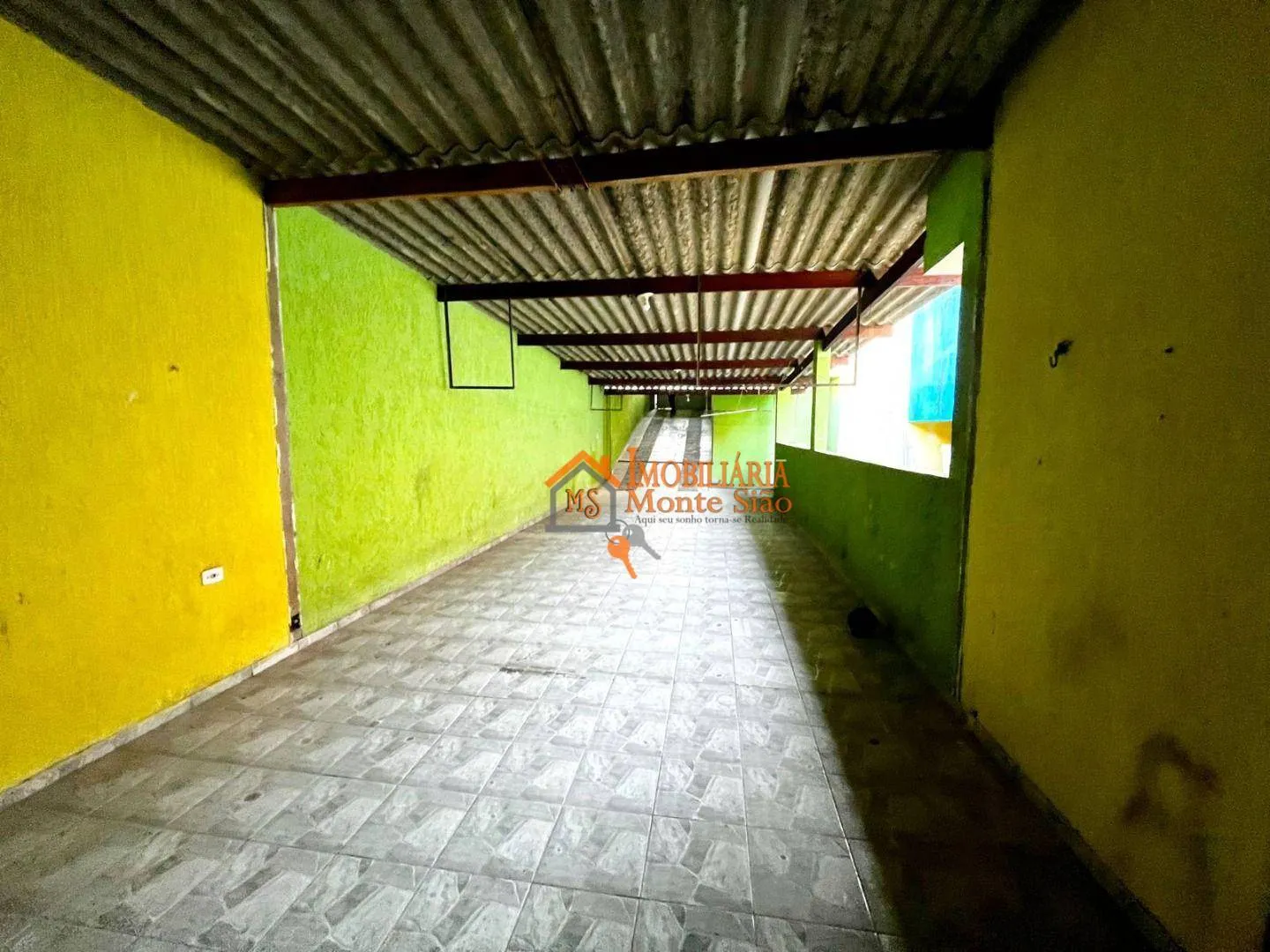Imagem Sobrado com 4 dormitórios à venda, 250 m² por R$ 540.000,00 - Parque Santos Dumont - Guarulhos/SP