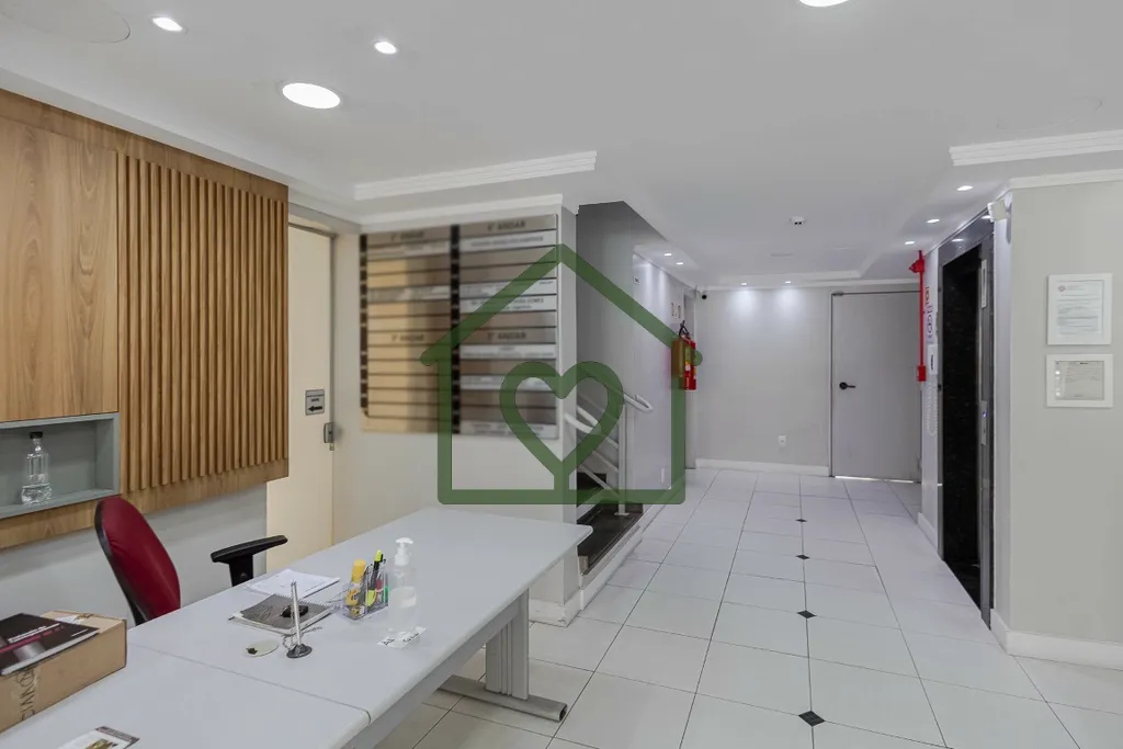 Imagem Sala de 47 m² localizada na Rua José de Alencar, em Porto Alegre. Preço e disponibilidade do imó...