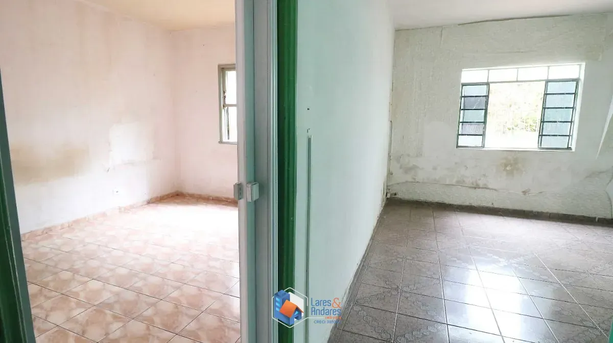 Imagem Casa para venda em Parque Peruche com 4 quartos, 197m²