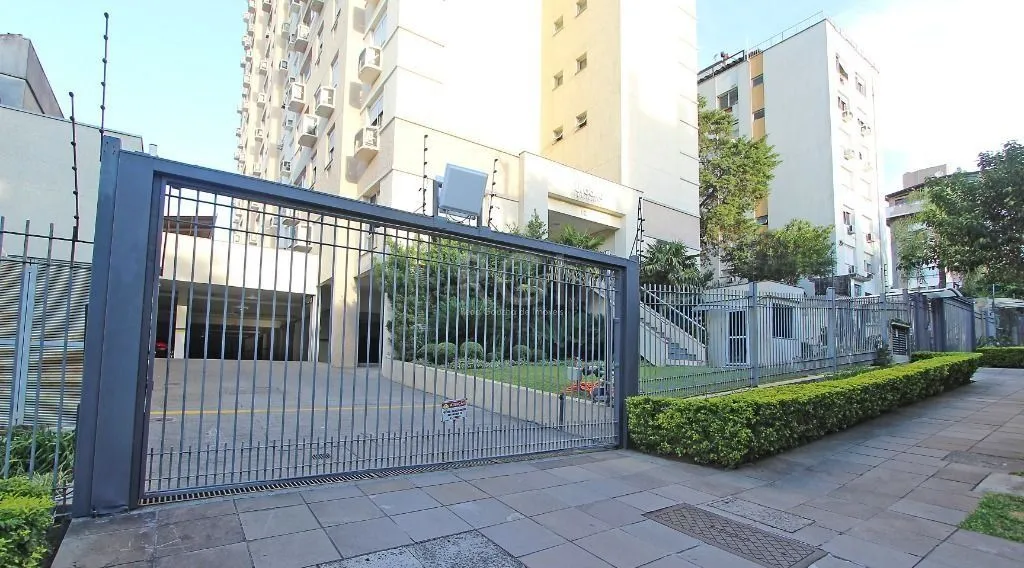Imagem Apartamento para comprar com 2 dormitórios, 66,86 m² por R$ R$ 669.500,00 - Petrópolis - Porto Alegre/RS