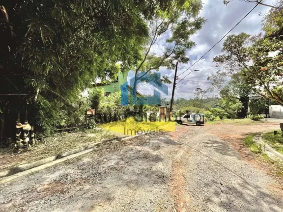 Imagem Lote em Bolsão Fechado no Centro da Granja Viana!