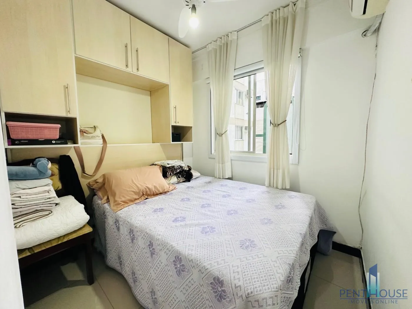 Imagem Apartamento Quadra Mar para Venda em Balneário Camboriú, CENTRO, 2 dormitórios, 1 banheiro, 2 vagas