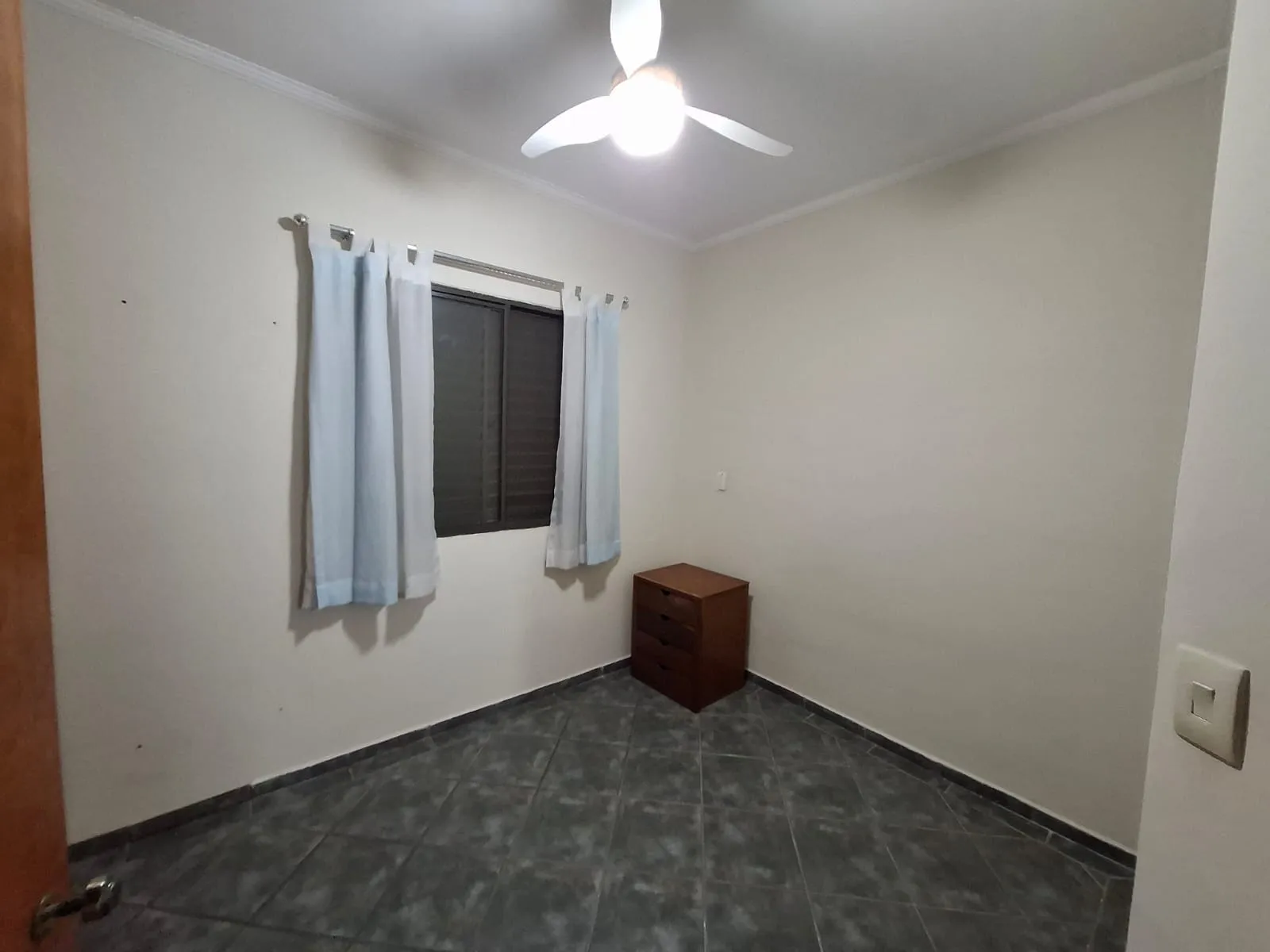 Imagem Apartamento conta com 03 dormitórios Jardim Vera Cruz- Sorocaba/SP