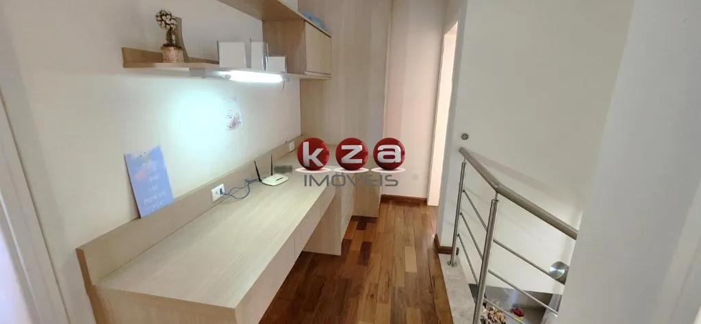 Imagem Casa de Luxo em Condomínio: 4 Quartos, 4 Suítes, 3 Salas, 5 Banheiros, 2 Vagas de Garagem, 300m² em Valinhos-SP, Jardim Recanto.