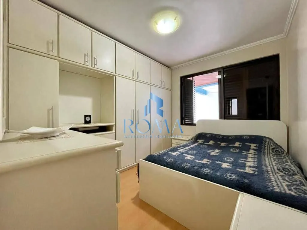 Imagem Casa 6 dormitórios à venda Nossa Senhora de Lourdes Santa Maria/RS