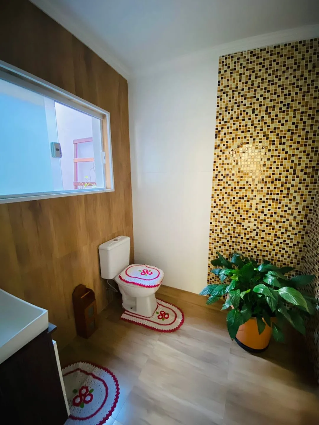 Imagem Casa à venda 4 Quartos, 1 Suite, 3 Vagas, 250M², Residencial Mombaça, Pindamonhangaba - SP