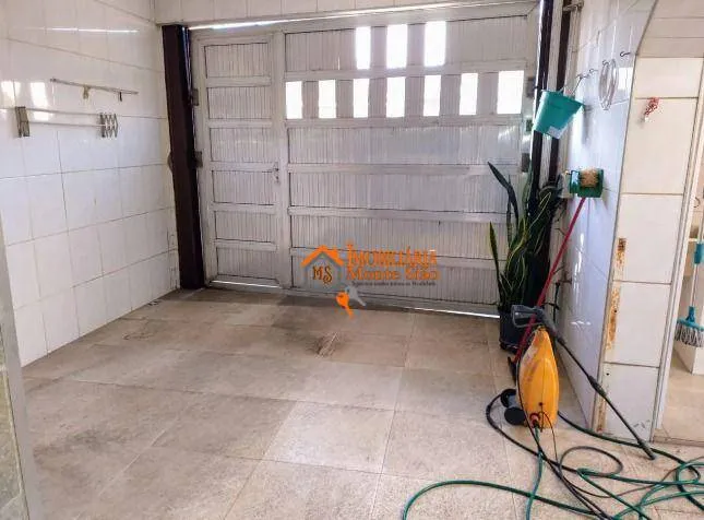 Imagem Sobrado com 4 dormitórios à venda, 250 m² por R$ 798.000 - Jardim Santa Beatriz - Guarulhos/SP