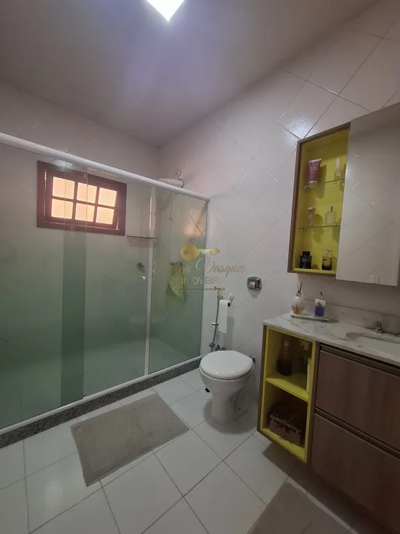 Imagem Casa em Condomínio para Venda em Teresópolis / RJ no bairro Três Córregos