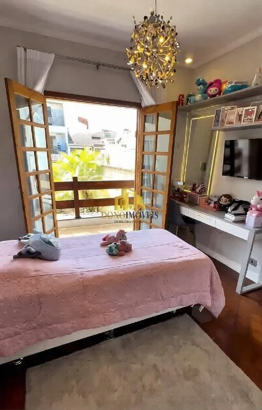 Imagem Sobrado 313 m² 3 suítes 4 vagas piscina Parque dos Pássaros SBC alto padrão