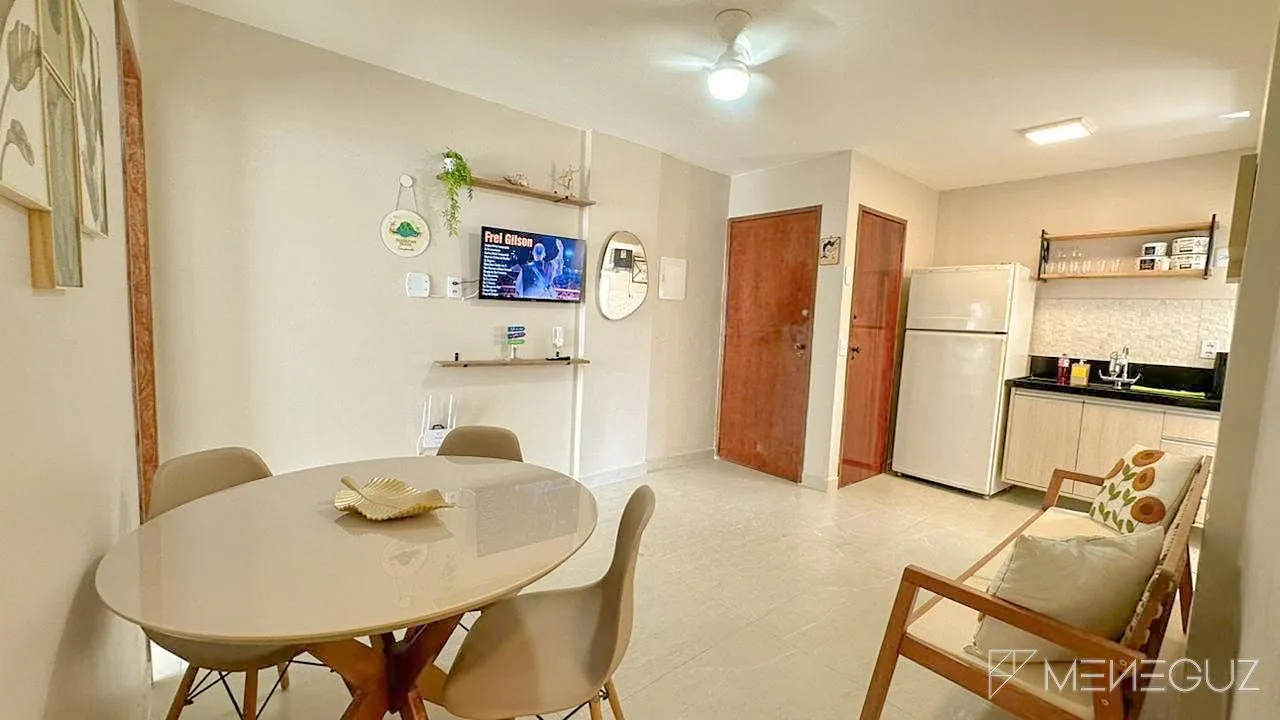 Imagem Apartamento 2 quartos, finamente mobiliado a uma quadra do mar