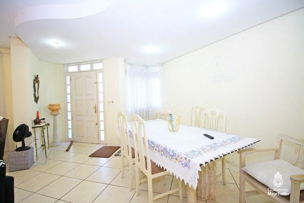 Imagem Casa para Venda - 130m², 3 dormitórios, sendo 1 suites, 4 vagas - Sarandi