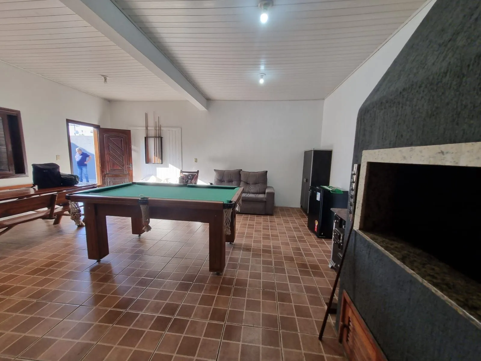 Imagem Casa para Venda - 177m², 4 dormitórios, sendo 1 suites, 2 vagas - Partenon