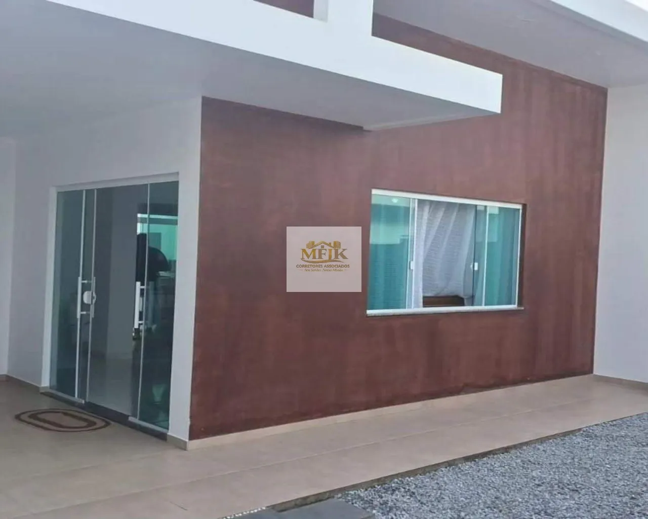 Imagem Casa com 94m² e 3 quartos à venda em Pontal do Sul