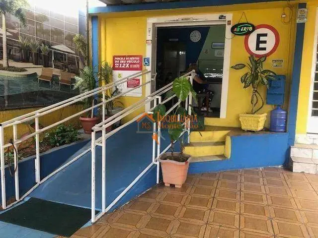 Imagem Sobrado à venda, 210 m² por R$ 700.000,00 - Jardim Vila Galvão - Guarulhos/SP