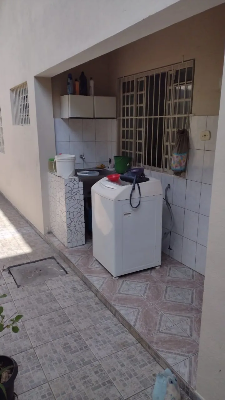 Imagem Casa à venda 2 Quartos, 1 Vaga, 125M², Parque Senhor do Bonfim, Taubaté - SP