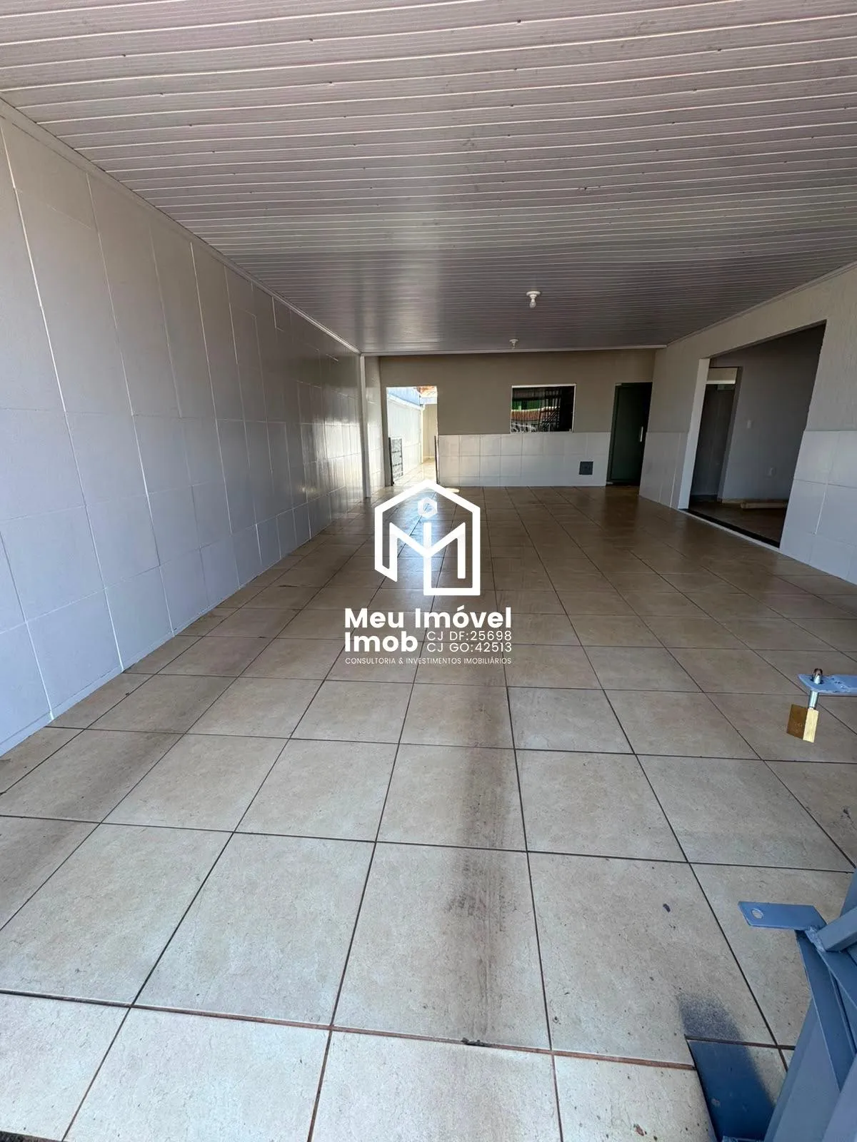 Imagem Casa 6 Quartos 1 Vaga 300m² Reformada Taguatinga/DF