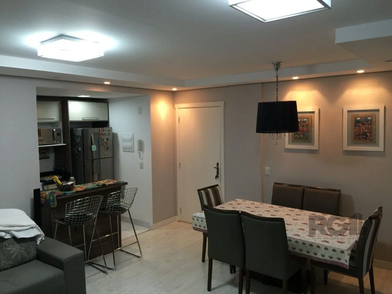 Imagem Apartamento 3 dormitórios, sendo 1 suíte, 66 m² de área privativa e 1 vaga(s) de garagem. Localizado na Rua/Av. Dom Claudio Jose Goncalves Ponce De Leao, no bairro Vila Ipiranga em Porto Alegre.
