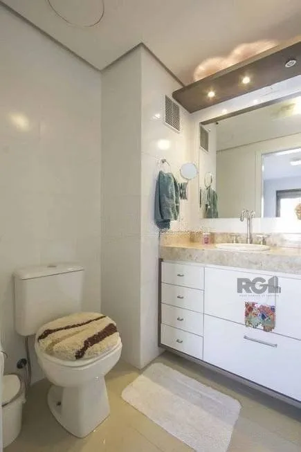 Imagem Apartamento para Venda - 78.39m², 2 dormitórios, sendo 1 suites, 1 vaga - Petrópolis