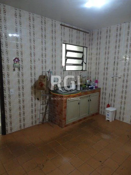Imagem Casa para Venda - 100m², 3 dormitórios, 4 vagas - Guarujá
