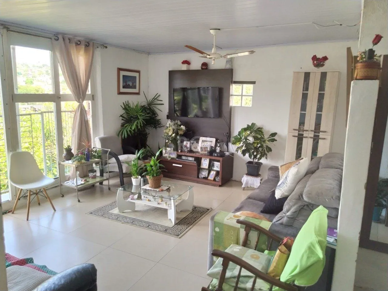 Imagem Casa com 5 dormitórios no bairro Jardim Carvalho