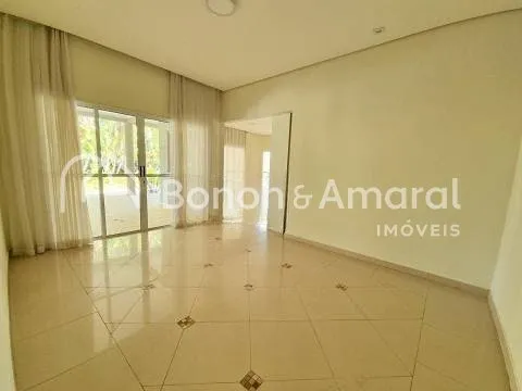 Imagem Casa de Condomínio com 420m² e 4 quartos