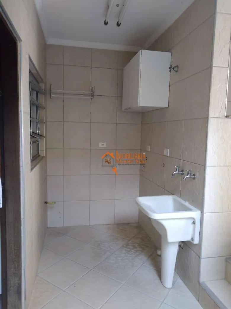 Imagem Casa com 3 dormitórios à venda, 170 m² por R$ 710.000,00 - Jardim Pinhal - Guarulhos/SP