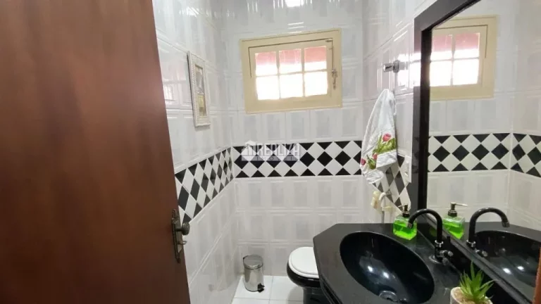 Imagem Casa com 4 dormitórios e Varanda Gourmet no bairro Jardim São Bento