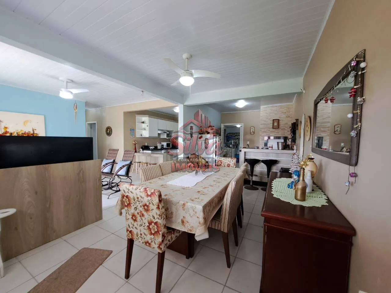 Imagem C627 | Casa 4 dormitórios com piscina em Presidente
