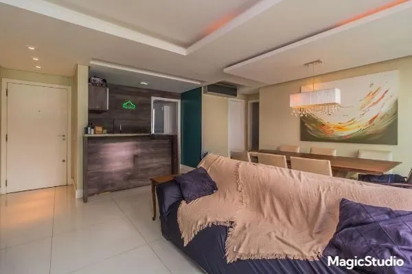 Imagem Vende apartamento no Bairro Passo da Areia - Porto Alegre