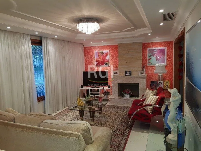 Imagem Casa para Venda - 300m², 3 dormitórios, sendo 1 suites, 4 vagas - Ipanema