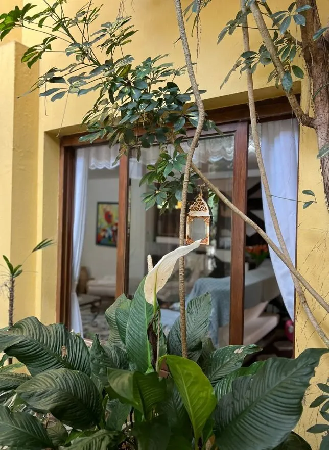 Imagem Sobrado no bairro Espírito Santo de 3 dormitórios 2 vagas e piscina
