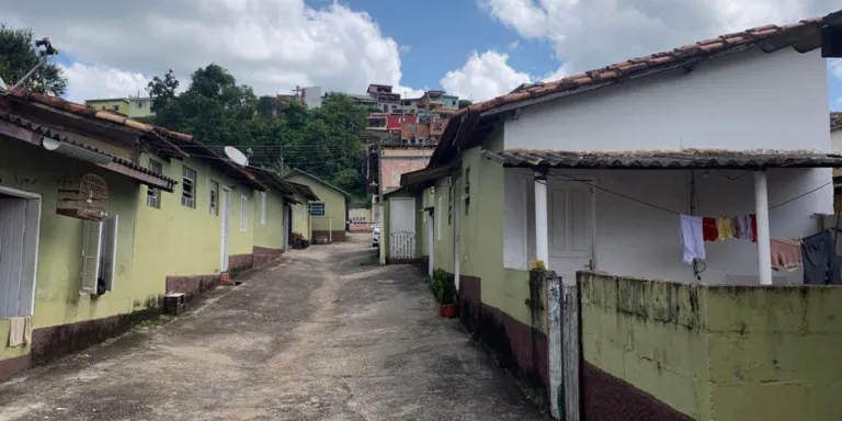 Imagem Casa de Vila com 14 Quartos à Venda, 1.400 m² em Centro - Santa Isabel