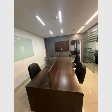 Imagem SALA COMERCIAL em MANAUS - AM, ADRIANÓPOLIS
