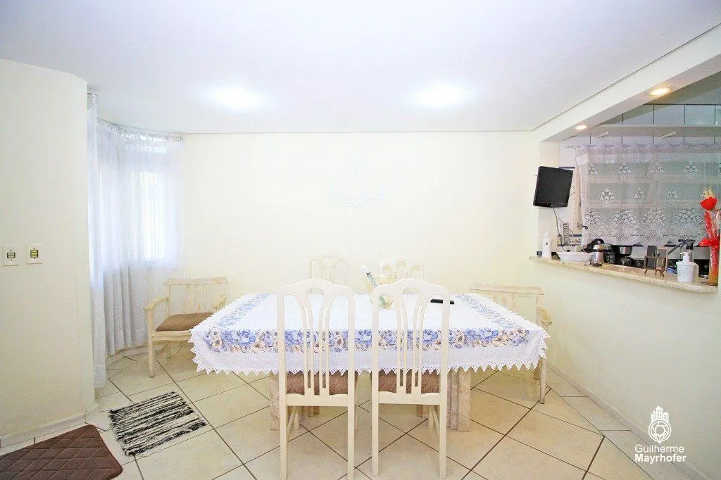 Imagem Casa para Venda - 130m², 3 dormitórios, sendo 1 suites, 4 vagas - Sarandi